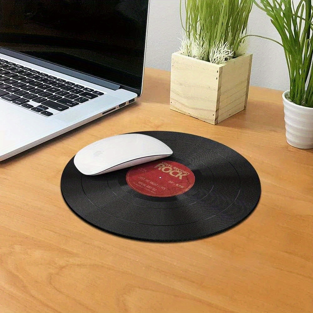 Desk Setup Red - Non-Slip Round Mousepad Vintage Vinyl Record