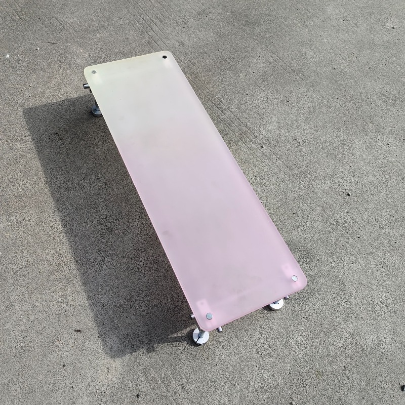 ‌Aesthetic Pink Gradient Acryl – обзор и цена Desk Setup Monitor And Laptop